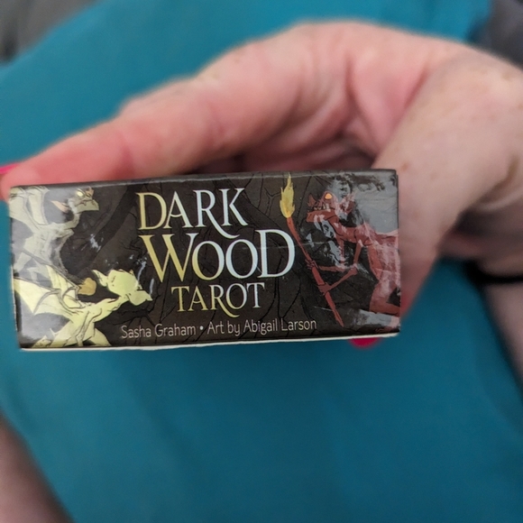 Dark wood tarot deck (QR code for booklet) - Picture 5 of 5